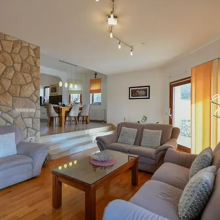 Ctim247 Holiday House With Private Pool * イモツキ