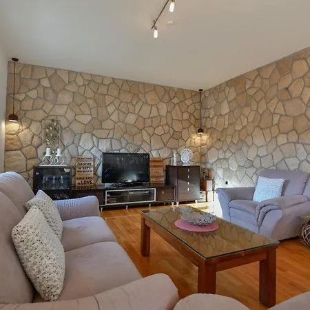 ヴィラ Ctim247 Holiday House With Private Pool