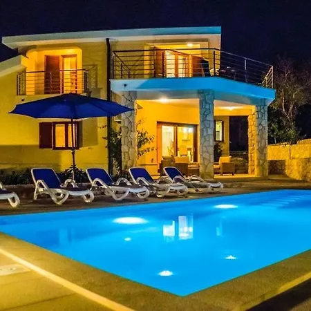 Ctim247 Holiday House With Private Pool ヴィラ イモツキ