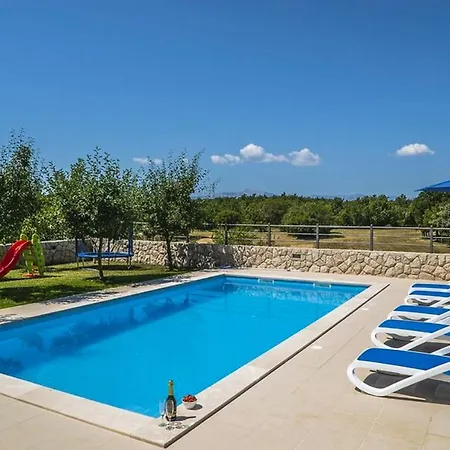 ヴィラ Ctim247 Holiday House With Private Pool