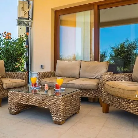 Ctim247 Holiday House With Private Pool イモツキ